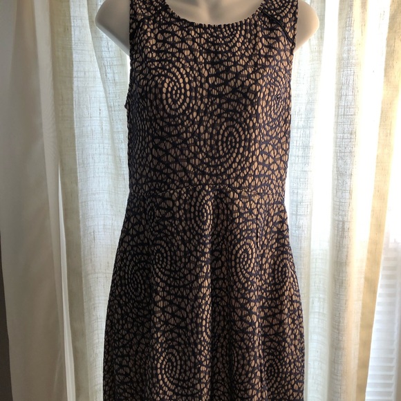 dresses same size S hearts is LG like a M . - Picture 2 of 8